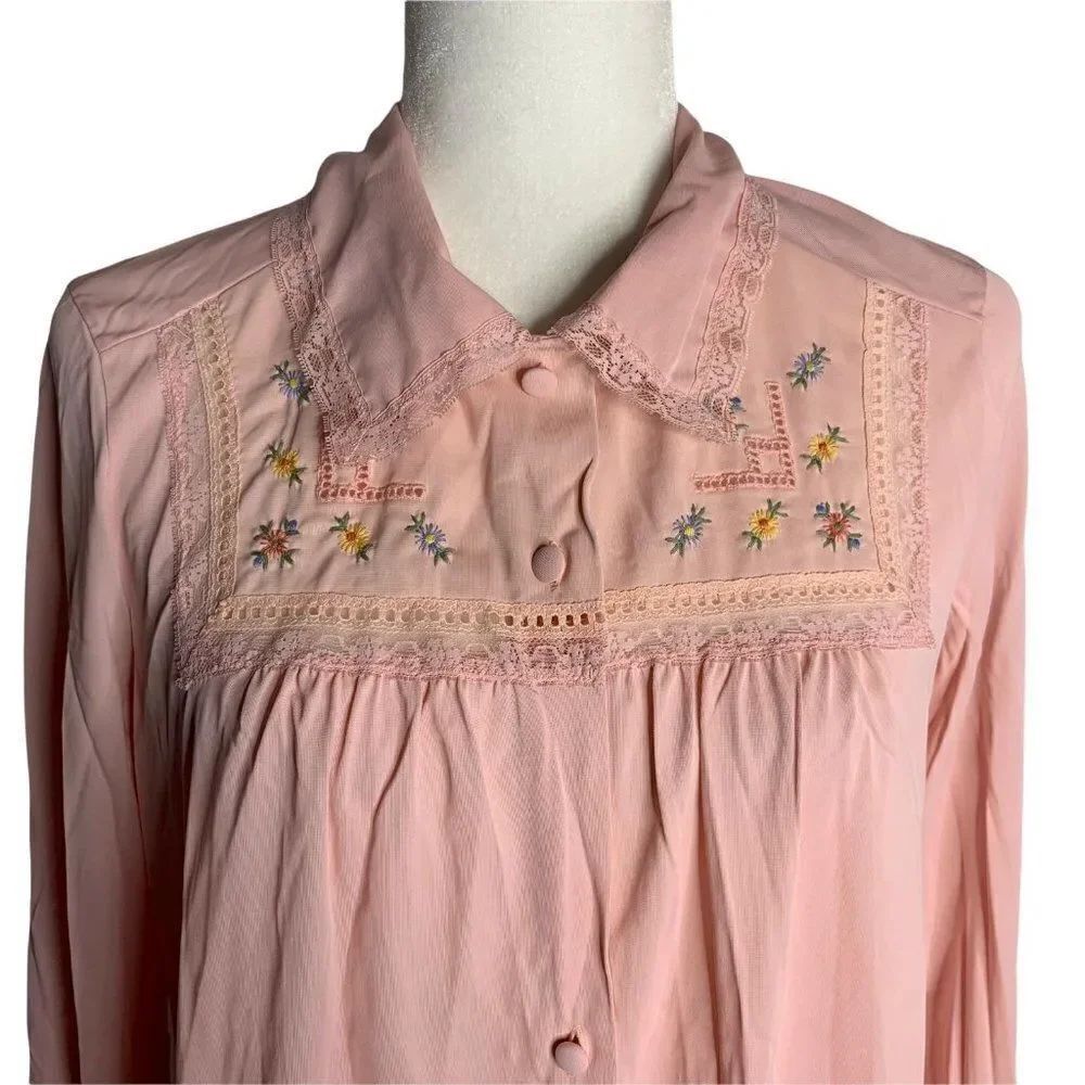 Vintage 60s Embroidered Long Nightgown S Pink Buttons Bell Sleeves Lace Trim